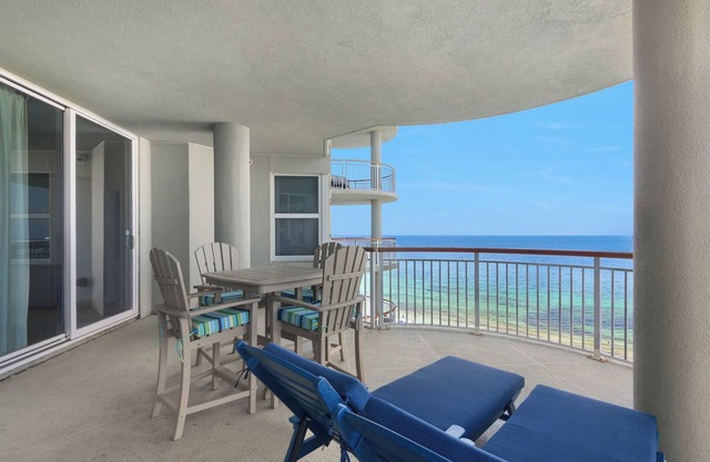 Beach Colony 16E- 2BD/2BA Gulf Front Condo Navarre Beach!
