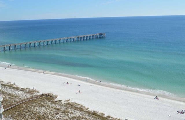 Beach Colony West Penthouse - Incredible Beach Front Views in Navarre Beach