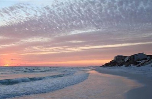 BEACH FRONT! WINTER SPECIAL RATES!!