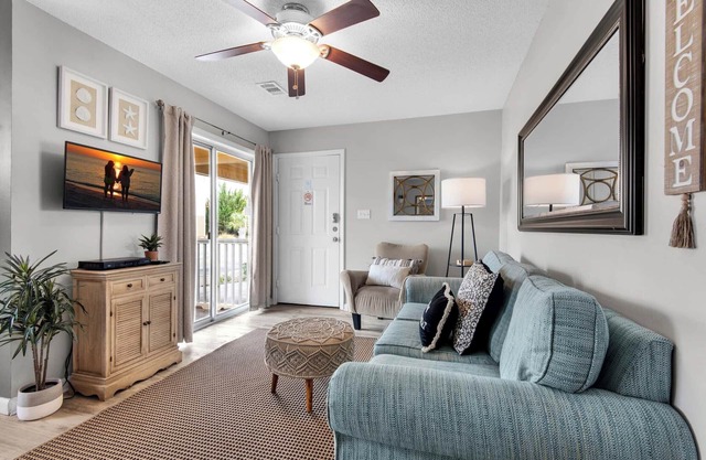 🌴Beachside in Destin-Pool-Ground Floor-2BR St. Martin Beachwalk Villas 112