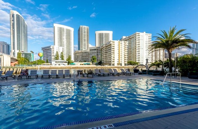 Beachwalk Private Apartments