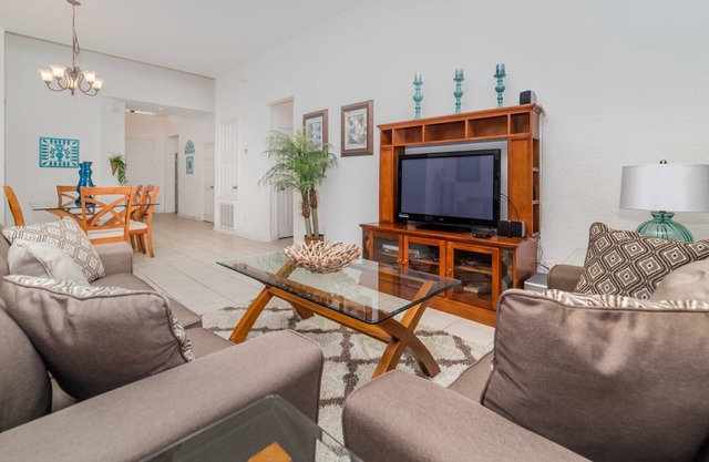 Beautiful 5 Star Villa with Private Pool on the Prestigious Windsor Hills Resort, Orlando Villa 4858