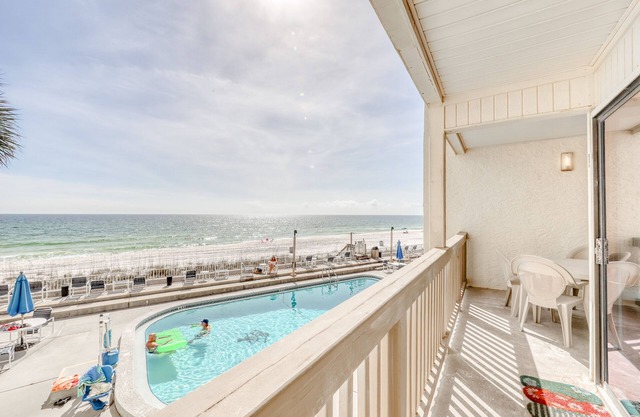 Beautiful beachfront condo with shared pool/hot tub and beach access