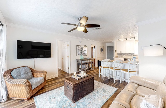 Beautiful Soundfront Condo w/Free WiFi, Sound Views, AC, W/D, & Shared Pool