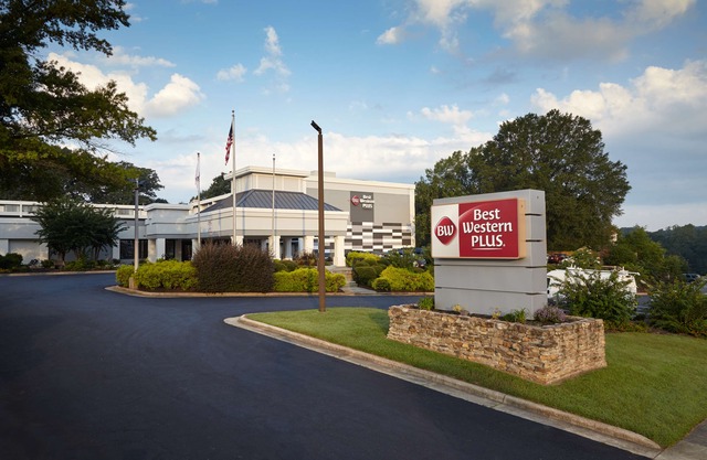 University Inn 