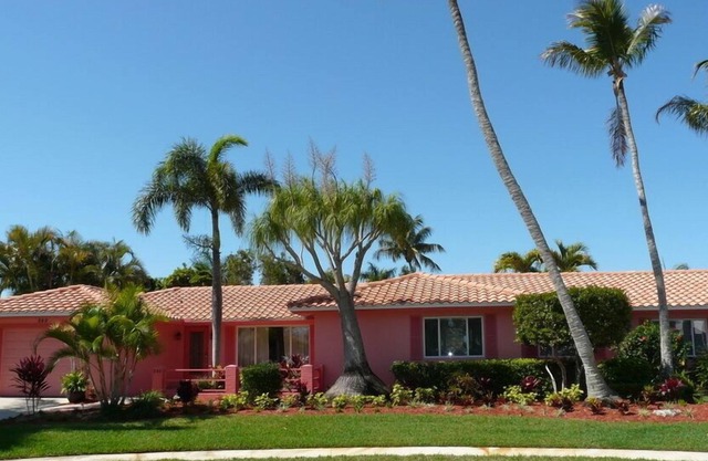 Boater’s getaway w/ direct access to the Gulf of Mexico & hot tub