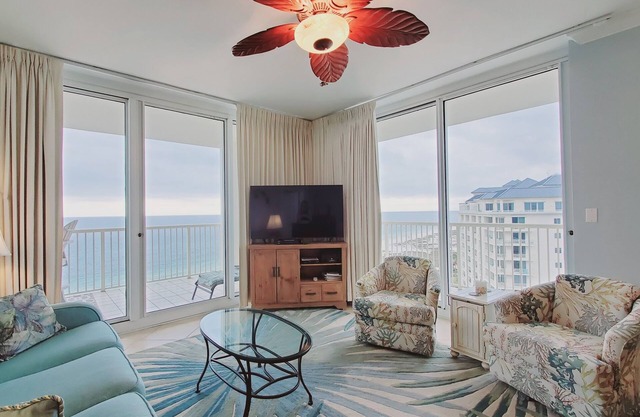 Bristol 1510 Corner Condo-King/King/Queen/Sofa Sleeper Sweeping Gulf Views-WIFI