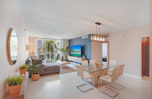 Charming Condo with Relaxing Vibes at Tides - CS57
