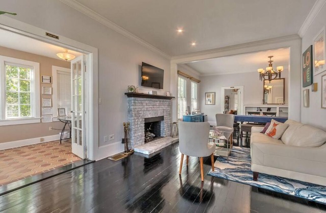 Charming Fox Tail Estate