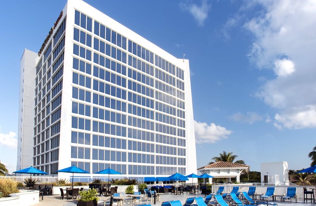 Courtyard by Marriott Fort Lauderdale Beach
