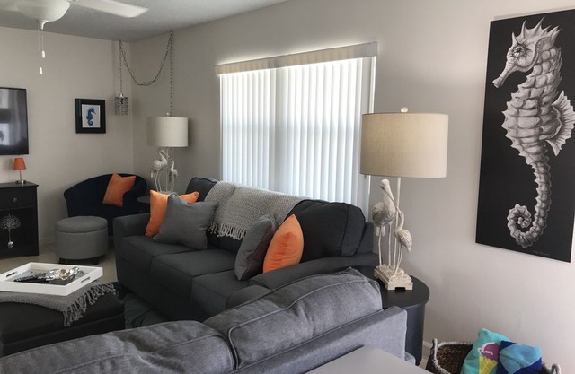 Direct Oceanfront Suite on Beautiful New Melbourne Beach - Pets Welcome