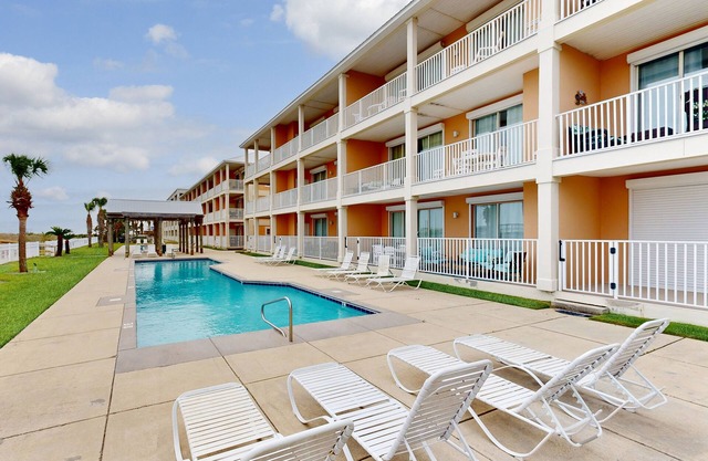 Dauphin Island Beach Club 