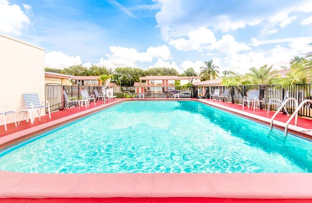 Econo Lodge Inn 