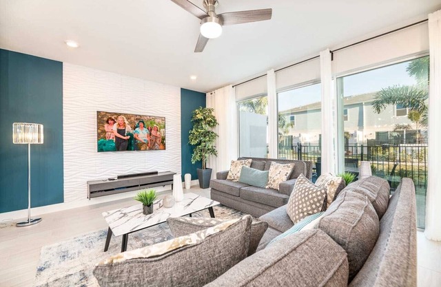 Elegant Townhouse with Pool Views at Reunion