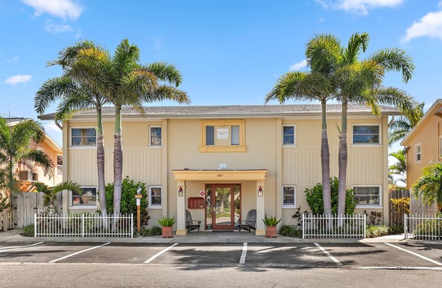 Dockside Villas 
