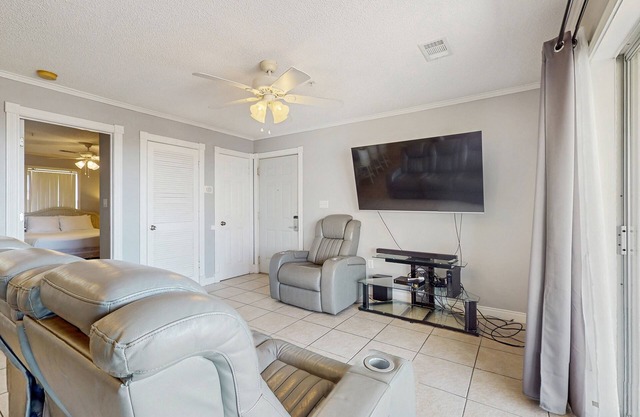 Family-Friendly Condo with Shared Pool, WiFi, Private Washer/Dryer, & Central AC