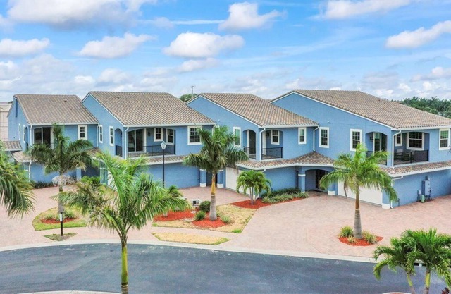 Fortebello Beachside 164 - quaint Beachtown near SpaceCoast