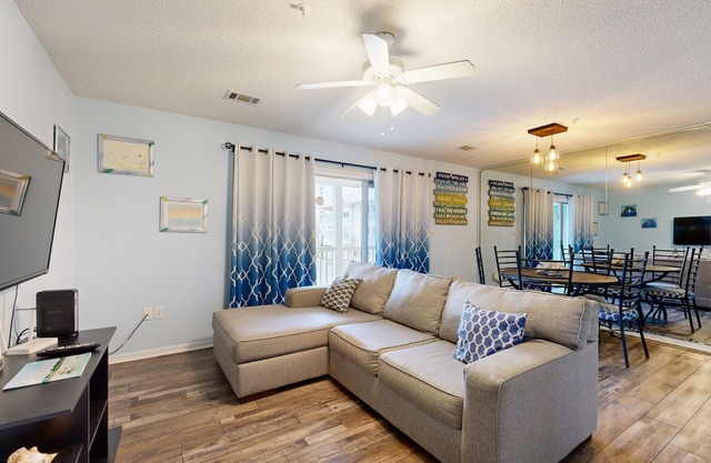 Friendly Condo with Shared Outdoor Pool, High-Speed WiFi, & Central AC
