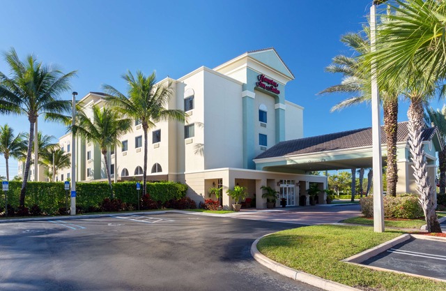 Hampton Inn & Suites Wellington