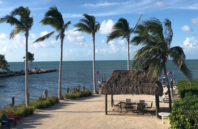 🌸Home(#5) “AFTER DUNE🍹DELIGHT”(-approximately 50 ft from Private beach entrance)🌸
