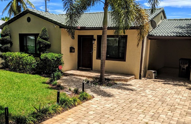 House in West Palm Beach, FL