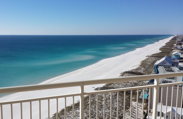 Larger Belle Mer 3BR -- 2 Gulf Front Masters -- All With Private Baths