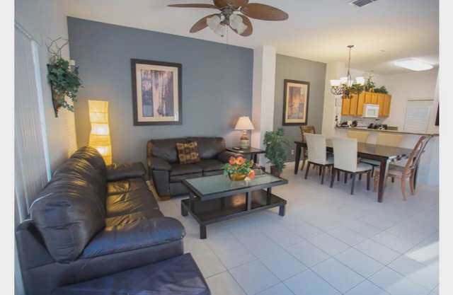 Lovely 3 BR Villa in Encantada Resort near Disney!