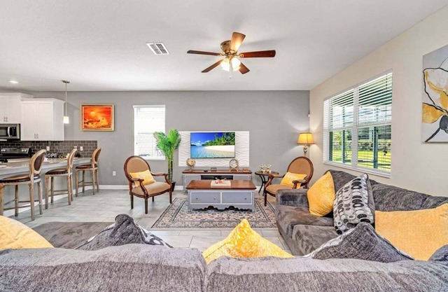 Lux 9Br Villa Close 2 Disney Pool Spa (9032SD)