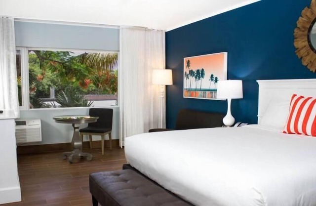 Making The Best Memories Along The Way! 2 Comfortable Units, Pool, Free Parking