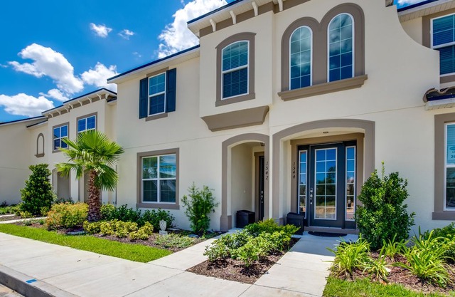 Orlando Newest Resort Community Town Home With Pool