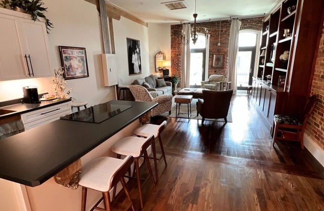 Palafox Perfection, Sleeps 5