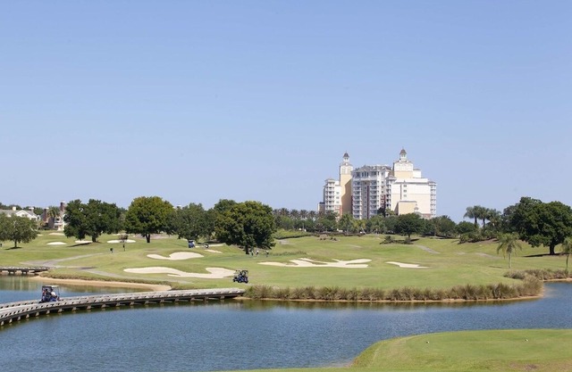 Perfect for Family Awesome Units! Shuttle to Disney! 7 Restaurants, Water Park