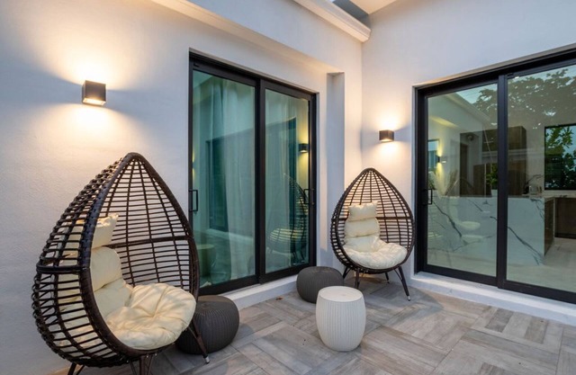Pleasing & Chic Villa | Billiards+Terrace w/Grill+Smart TV