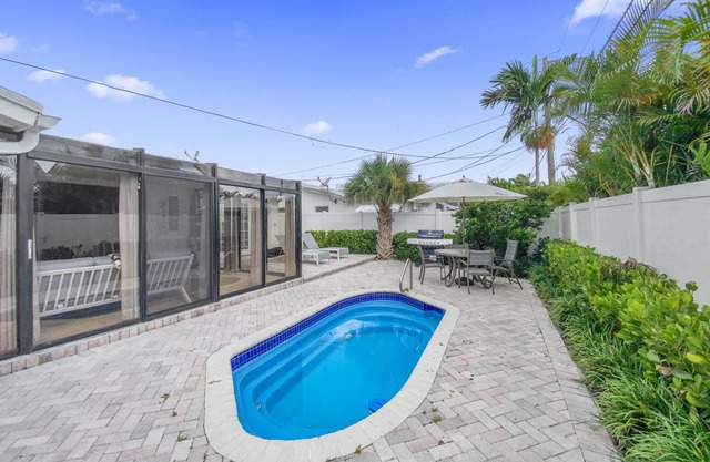 Seahorse Villa 2, 2br/2ba home with dipping pool