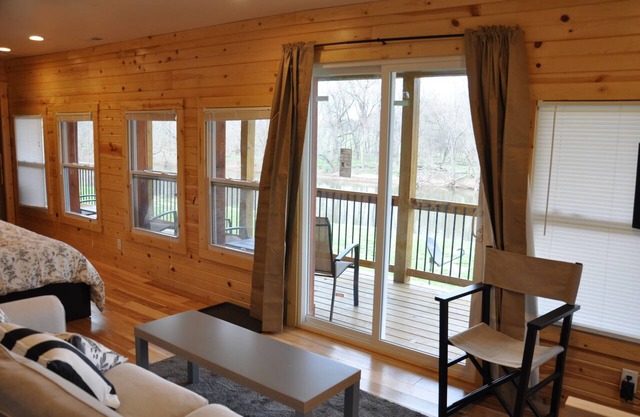 Monocacy River Kitchenette 