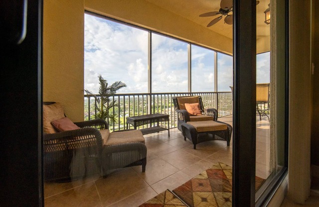 Spectacular Penthouse, Beautiful Marina Views 1504
