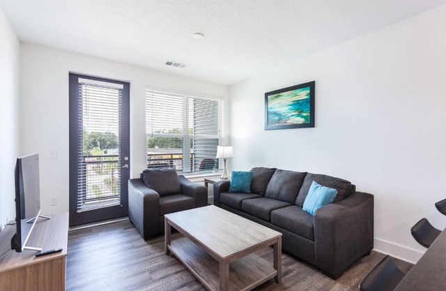 Stay Gia - Modern 1 Bedroom Apartment