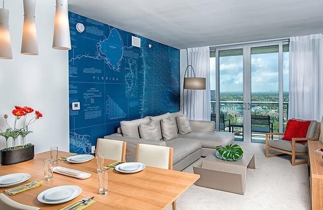 Stunning 2 Bedroom Bay Front Apt w/ Breathless View 1909