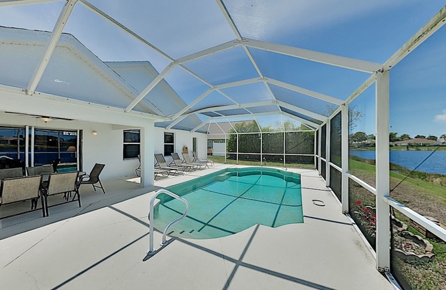 Sweet & Spacious Fort Myers Beach Retreat w/ Pond-View Pool & Screened Patio