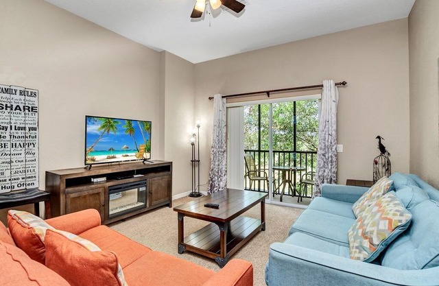 Updated Luxury Condo Close To Disney