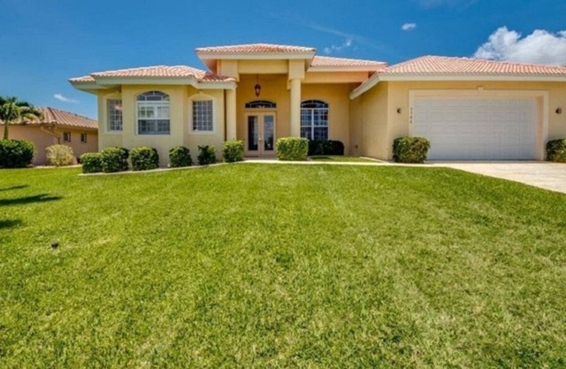 VILLA BAYSHORE