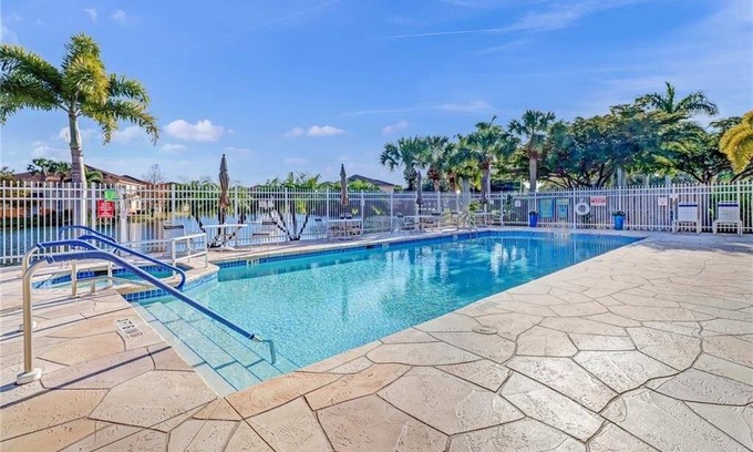 Iona Condo | 102 m² Condo ∙ 3 bedrooms ∙ 6 guests