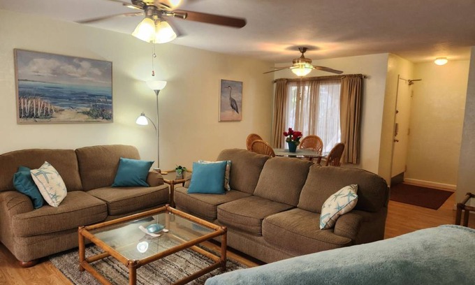 Bayview House | 104 m² House ∙ 2 bedrooms ∙ 4 guests