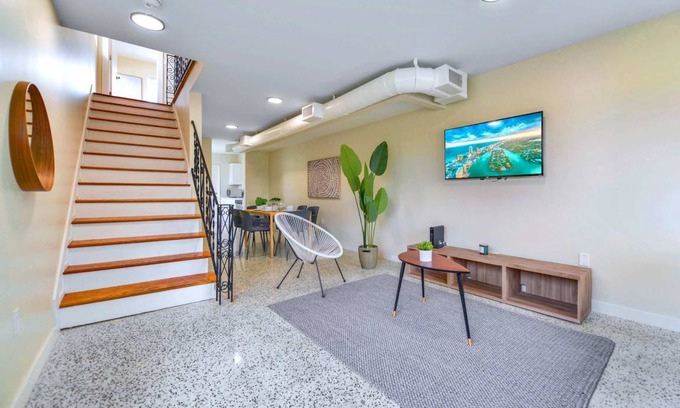 Northeast Miami House | 113 m² House ∙ 2 bedrooms ∙ 6 guests