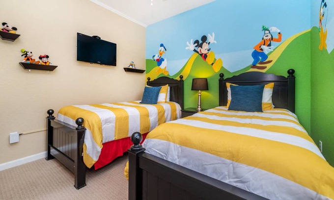 Windsor Hills Condo | 116 m² Condo ∙ 3 bedrooms ∙ 8 guests