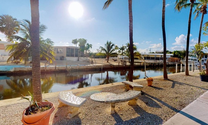 Geiger Key House | 125 m² Mobile home ∙ 2 bedrooms ∙ 4 guests