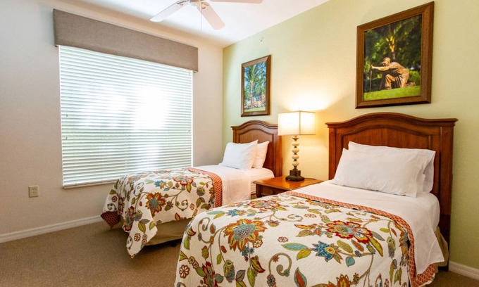 Naples Condo | 135 m² Condo ∙ 3 bedrooms ∙ 8 guests