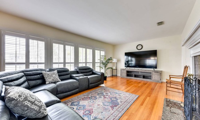 Hollyford House | 139 m² House ∙ 3 bedrooms ∙ 8 guests