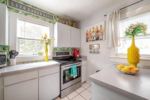 South Seminole Heights House | 139 m² House ∙ 2 bedrooms ∙ 4 guests