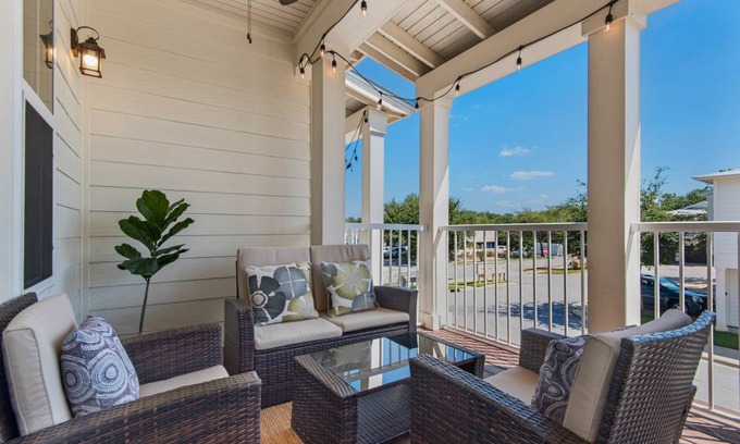Crystal Beach House | 154 m² House ∙ 3 bedrooms ∙ 10 guests